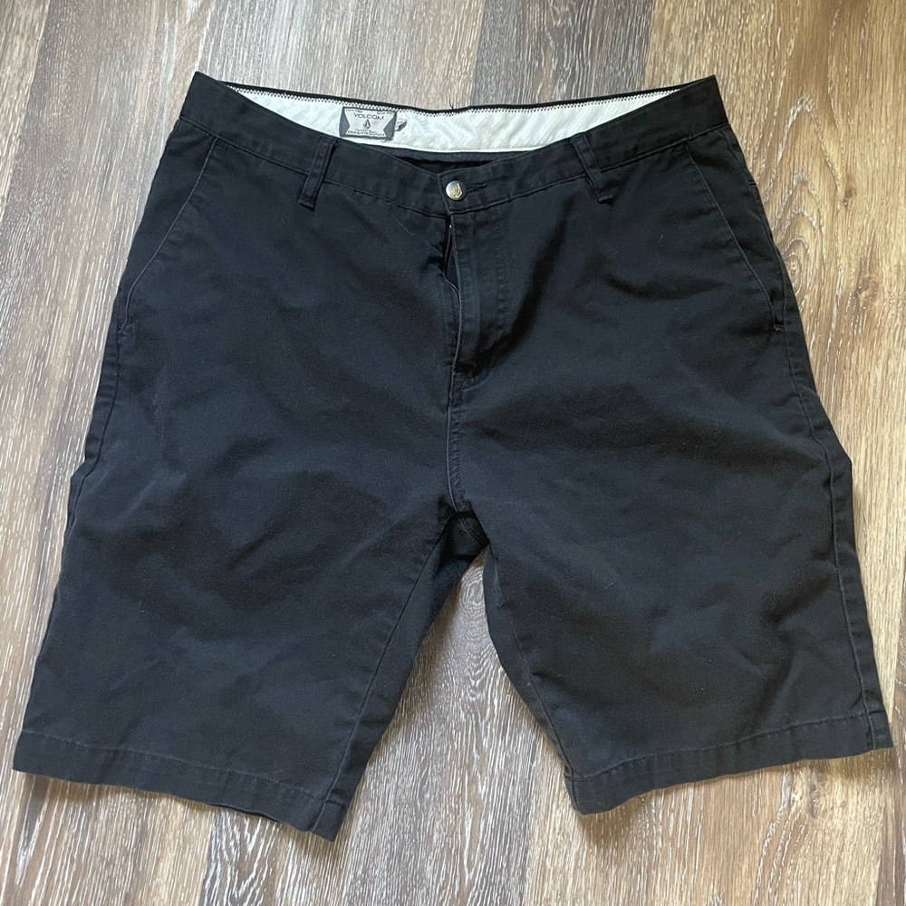 Volcom Size 34 - image 1